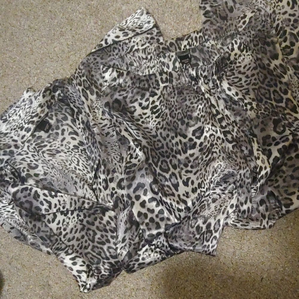 Victoria's Secret Leopard/Cheetah print PJ's